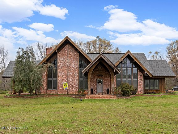 2nd image of 30 Mulberry Ridge Ln