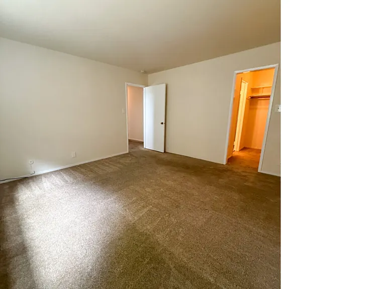 4 Davis Dr #A — Photo 24