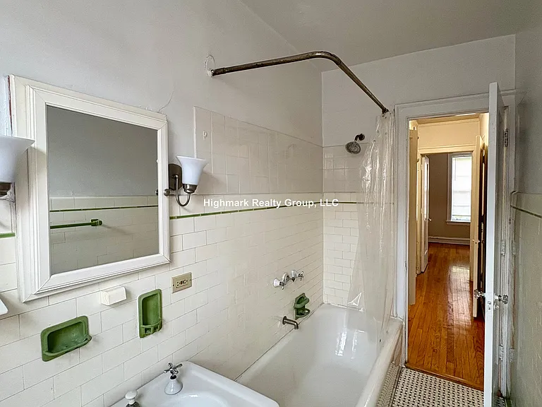 911 Elmwood Ave #3NE — Photo 9