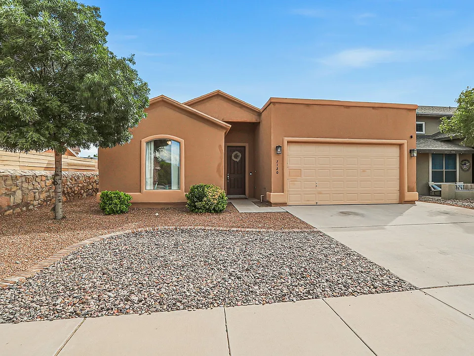 7120 Falling Leaf Cir