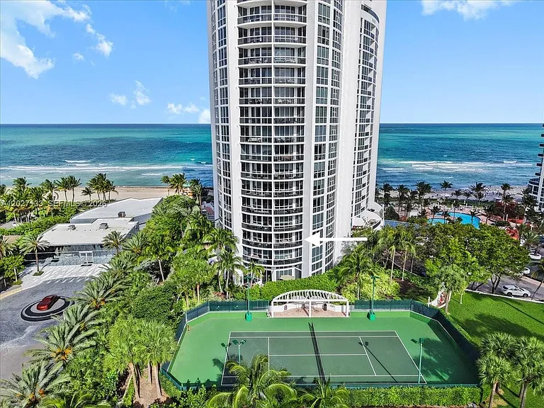 18201 Collins Ave #601A — Photo 34