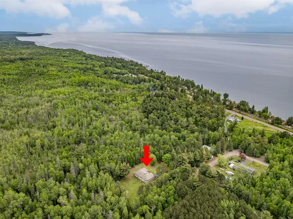 297 E 2nd St, Knife River, MN 55609
