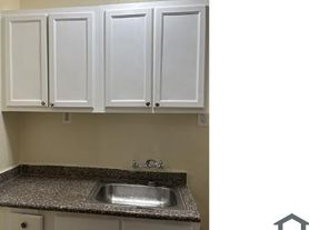 5205 S Hoover St, Los Angeles, CA