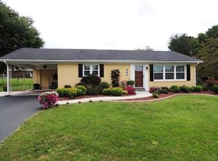 618 Shawnee Dr, Campbellsville, KY 42718