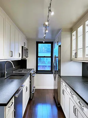 Sold by Stephen P. Wald | media 7