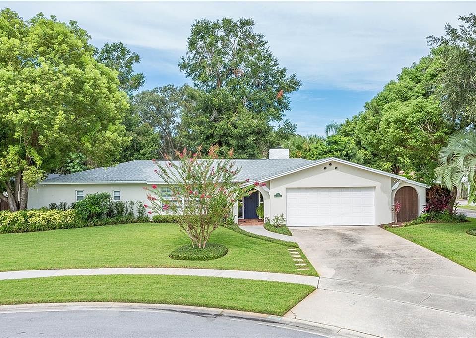 1st image of 562 Green Meadow Ct