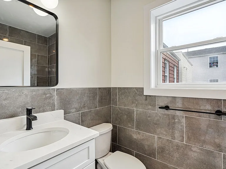 428 Hamilton St #2 — Photo 13