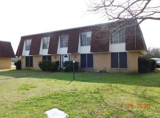 609 Fallmeadow Ct #4, Denton, TX 76207