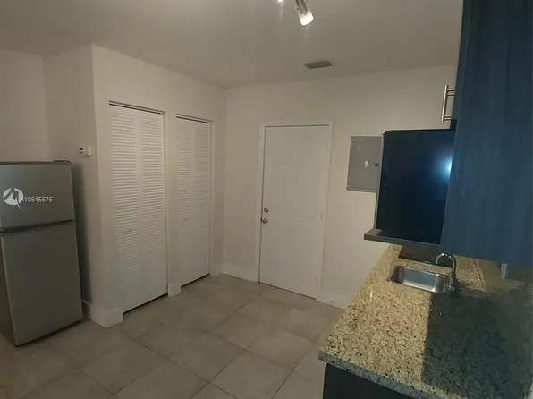 369 N Royal Poinciana Blvd, Miami Springs, FL 33166