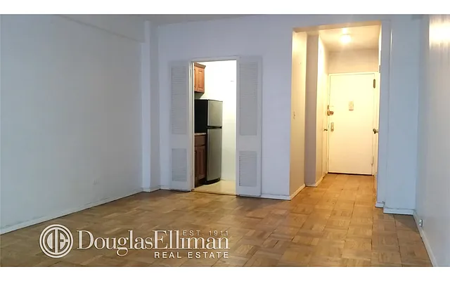 Sold by Douglas Elliman | media 6