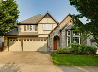 14896 SW Greenfield Dr, Tigard, OR 97224