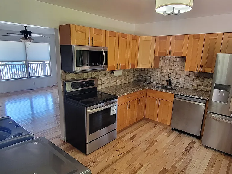 101 Main St #1 — Photo 1