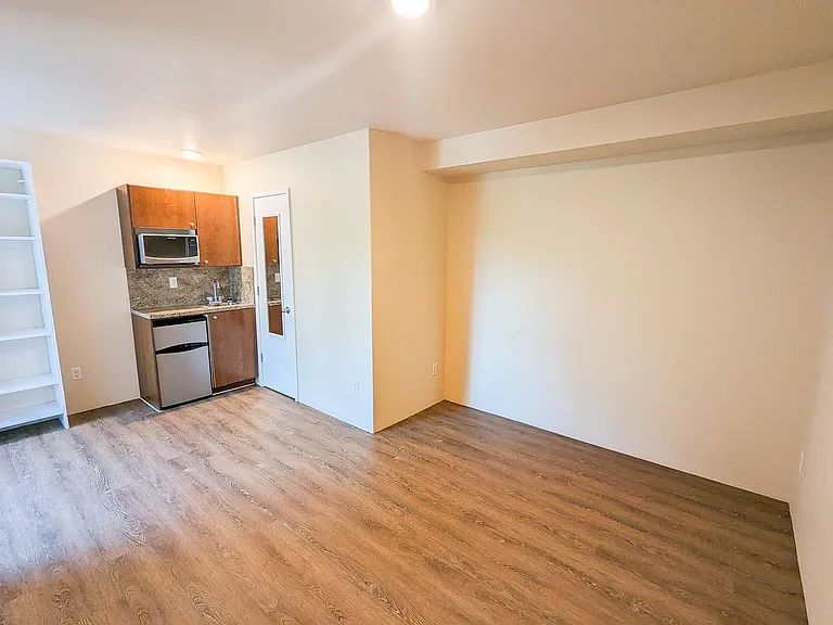 Vision 5 Apartments — Photo 35