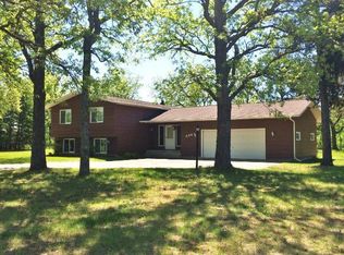 548 Cemetery Rd W, Motley, MN 56466