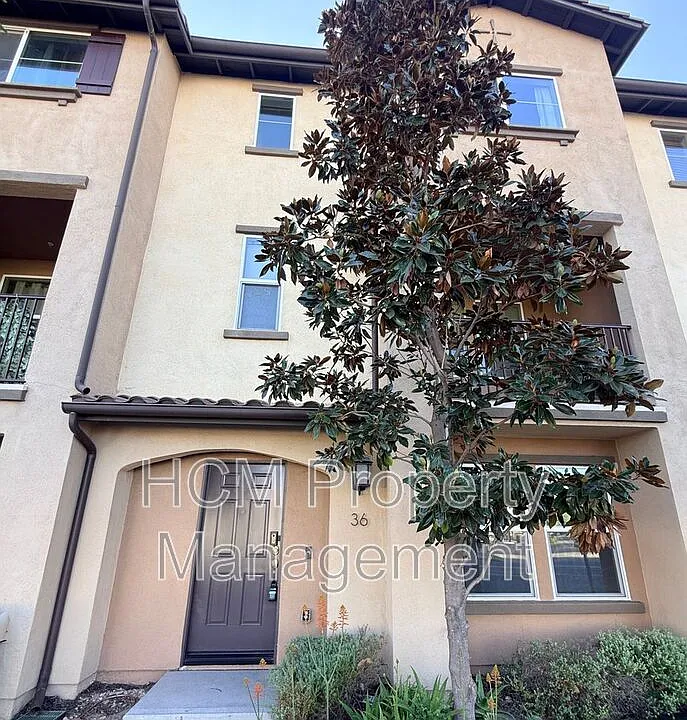 120 S Pacific Ave #36
