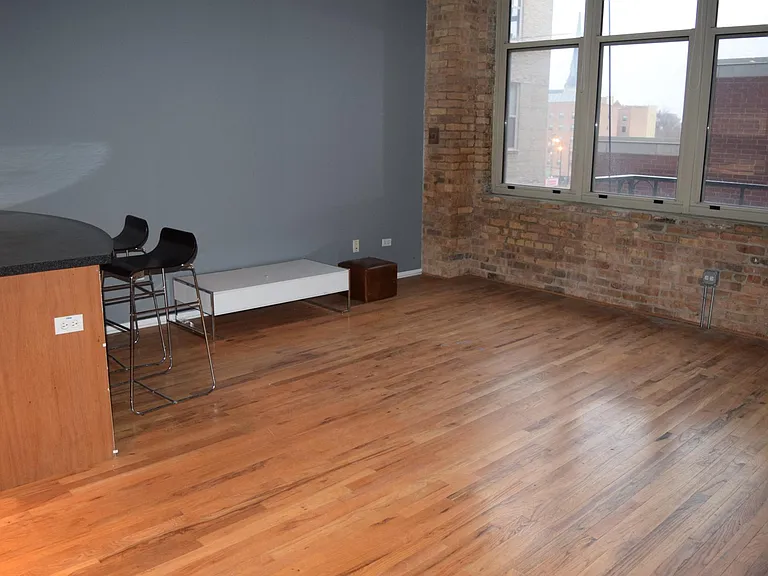 1500 W Monroe St #3 — Photo 5