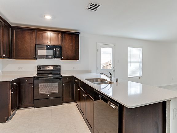 4th image of 5625 Rockrose Ln