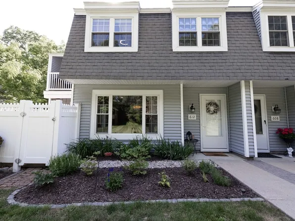 612 Edgebrook Dr #612, Boylston, MA 01505