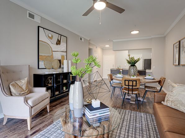 501 Highland Dr APT 712