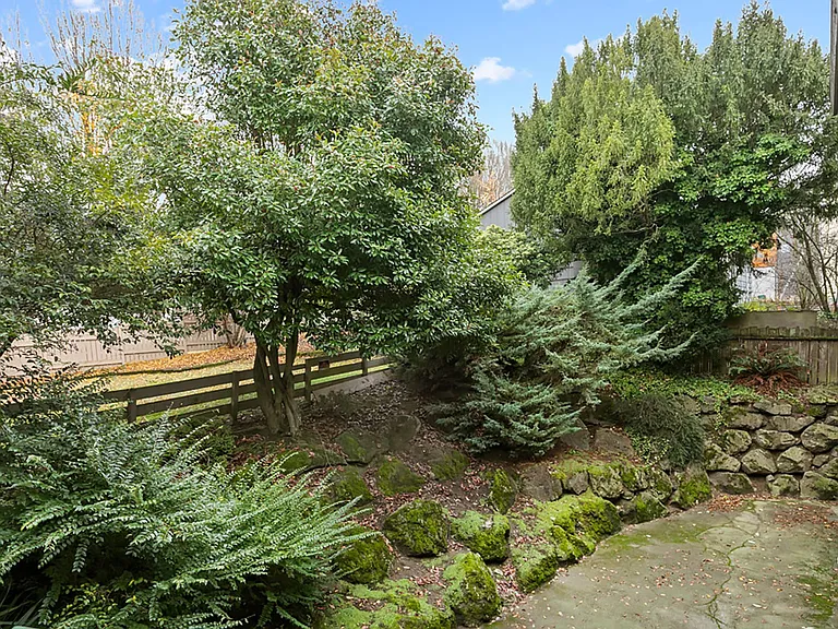 9231 35th Ave SW — Photo 21