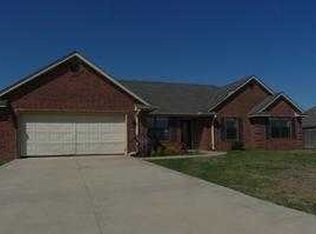538 SW Bradford Ln, Lawton, OK 73505