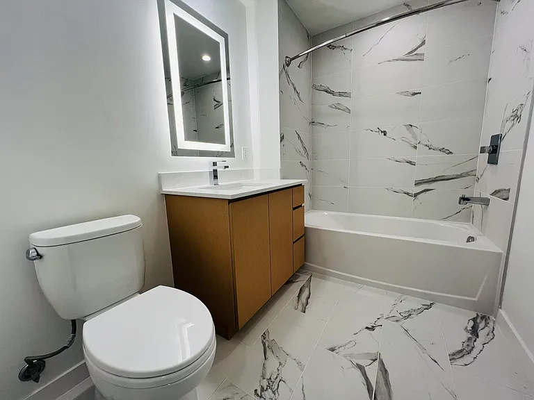 1654 NE 124th St #233 — Photo 17