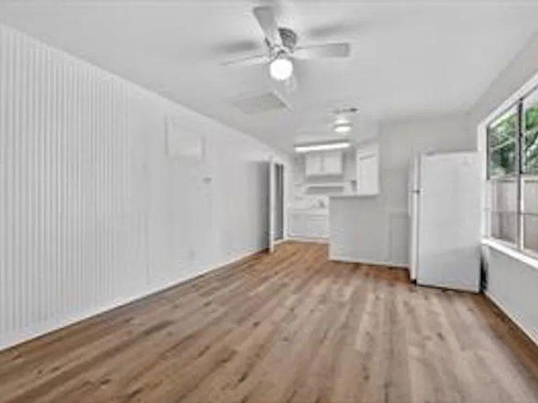 4709 Mayfair St — Photo 10