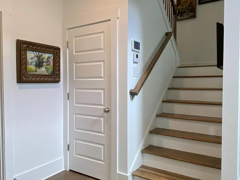 352 Davis St — Photo 15