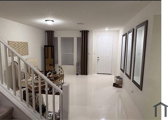 3rd image of 4520 Avellino Dr