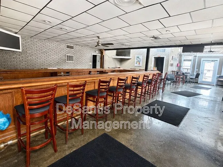 2211 Sheffield Rd #221 — Photo 6