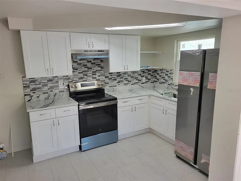 3433 Atlantis Dr — Photo 4