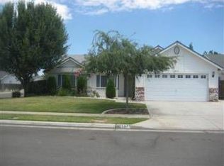 5870 W Paul Ave, Fresno, CA 93722