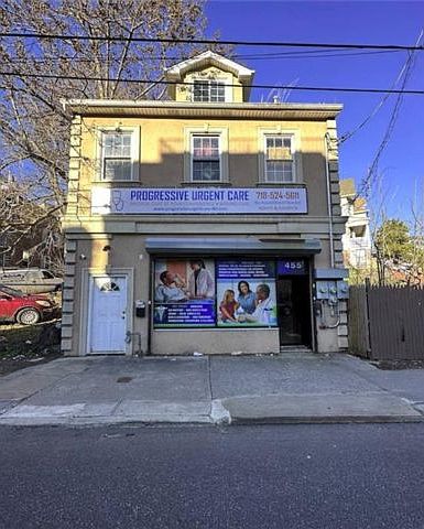 1st image of 455A Jersey St