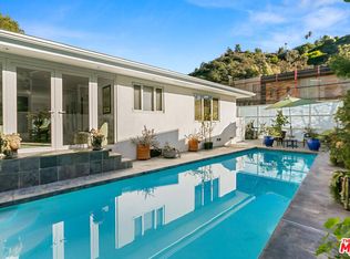 1125 Chantilly Rd, Los Angeles, CA 90077