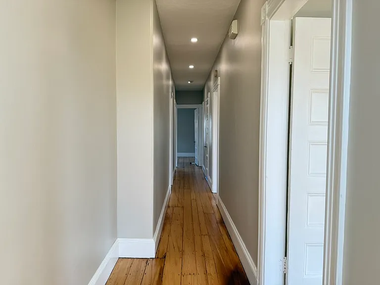 38 Russell St #3 — Photo 13