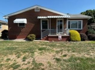 613 Degregory Dr, Greensburg, PA 15601