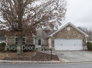 507 Highland Falls Dr, Hiram, GA 30141