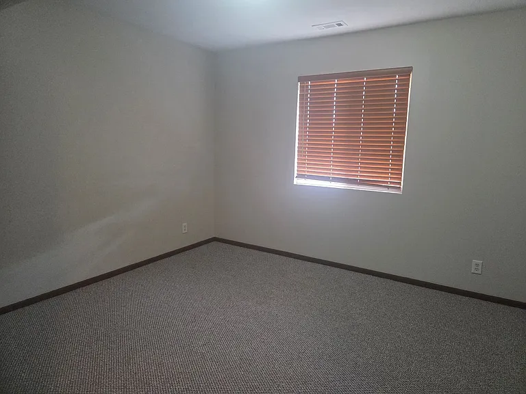 109 S 1st St #1 — Photo 10