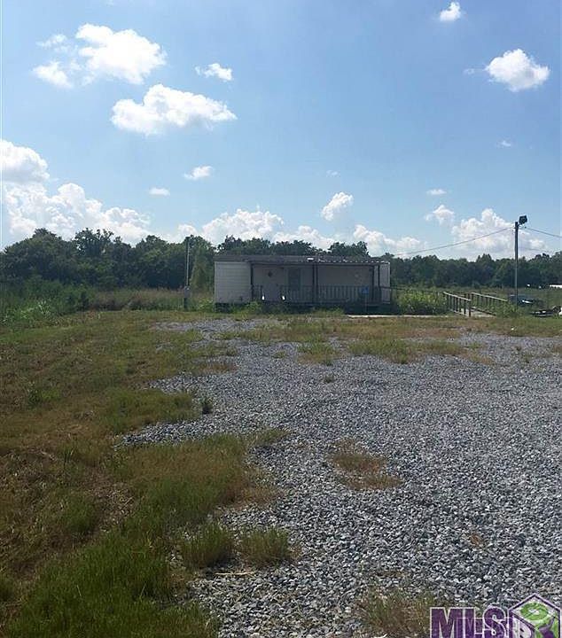 2nd image of 1615 Hospital Rd