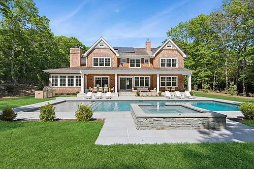 17 Dering Ln Photo 1