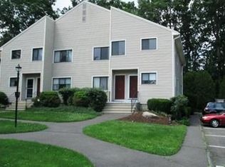 44 Lance Cir, Bridgeport, CT 06606