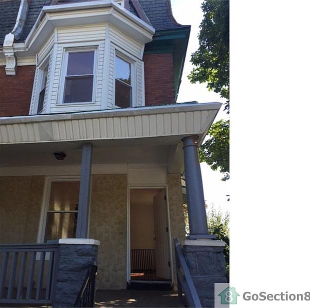 1st image of 1130 W Rockland St