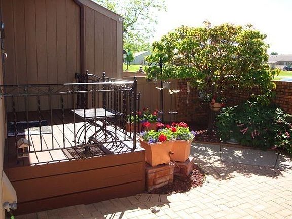 3rd image of 61962 Yorktown Dr Unit 4