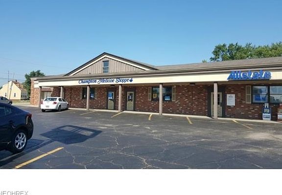 3rd image of 4619 Mahoning Ave NW
