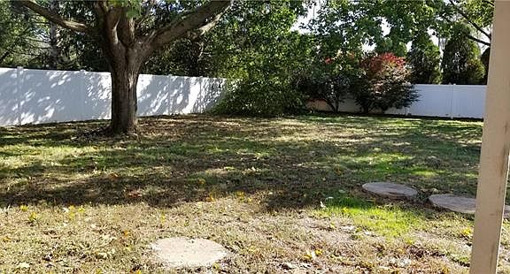 5th image of 4371 High View Dr