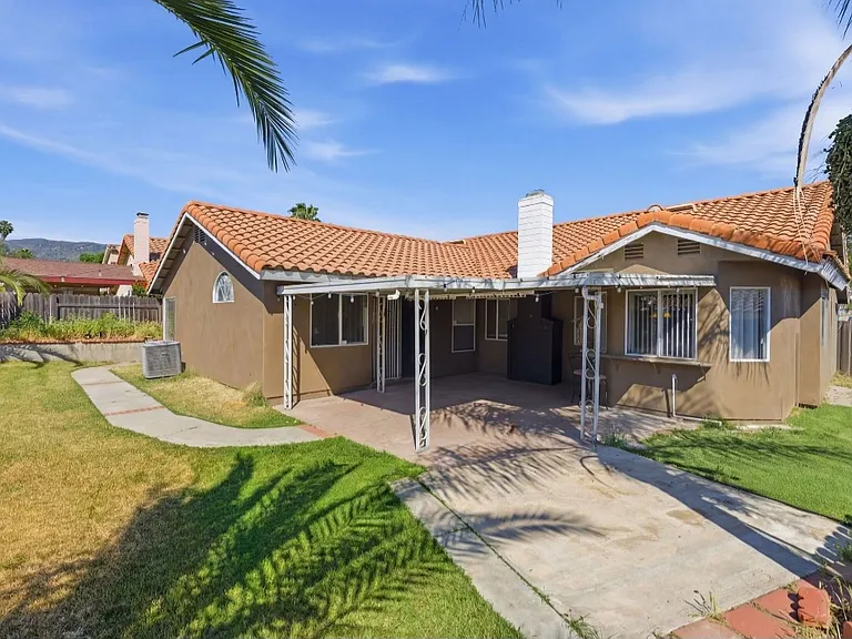 16488 Mountain St — Photo 27