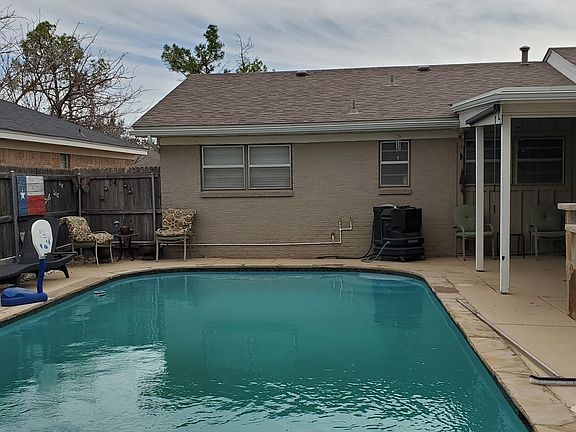 5th image of 2414 Haynes Dr