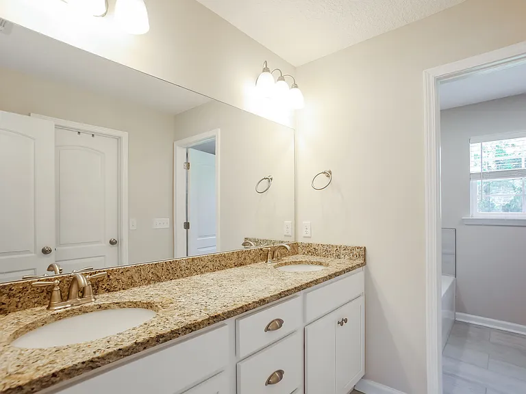 308 Pecan Point Dr — Photo 10