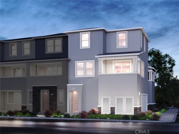 203 Aurora Ln, Pomona, CA 91767