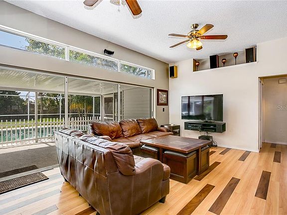 4th image of 12075 Blackheath Cir #6